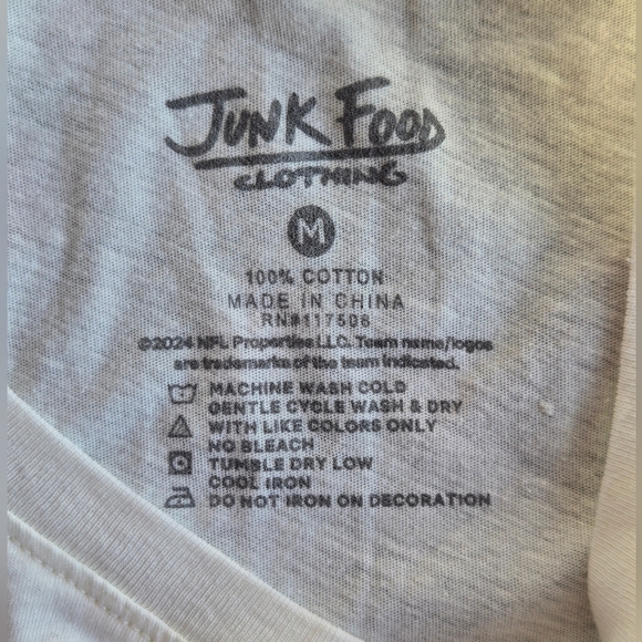 NWT Junk Food Kansas City Chiefs Cropped Long Sleeve Tee - Size M - Picture 6 of 7